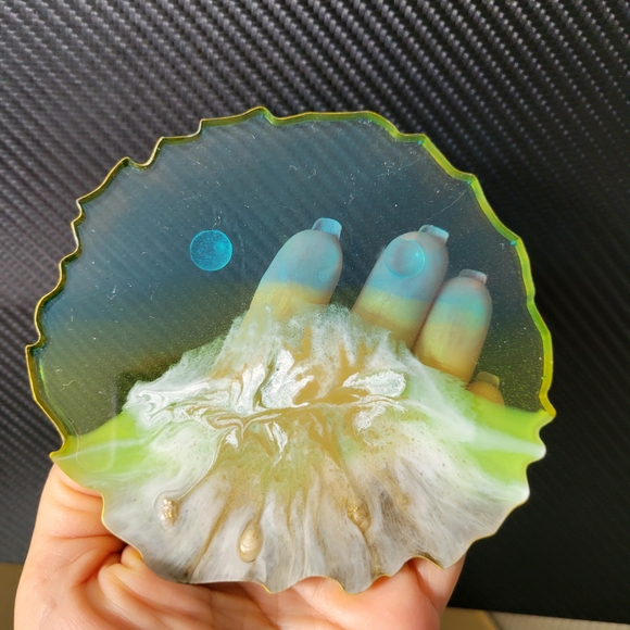 Handcrafted Ocean-Inspired Resin Coasters - Picture 2 of 4